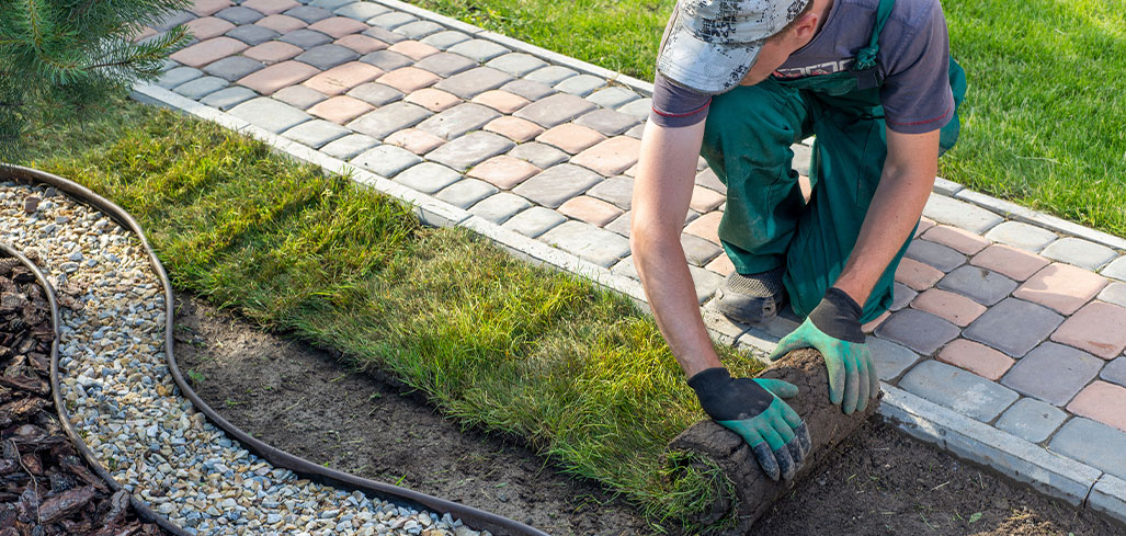 Entretien d’espaces verts dans la Meuse